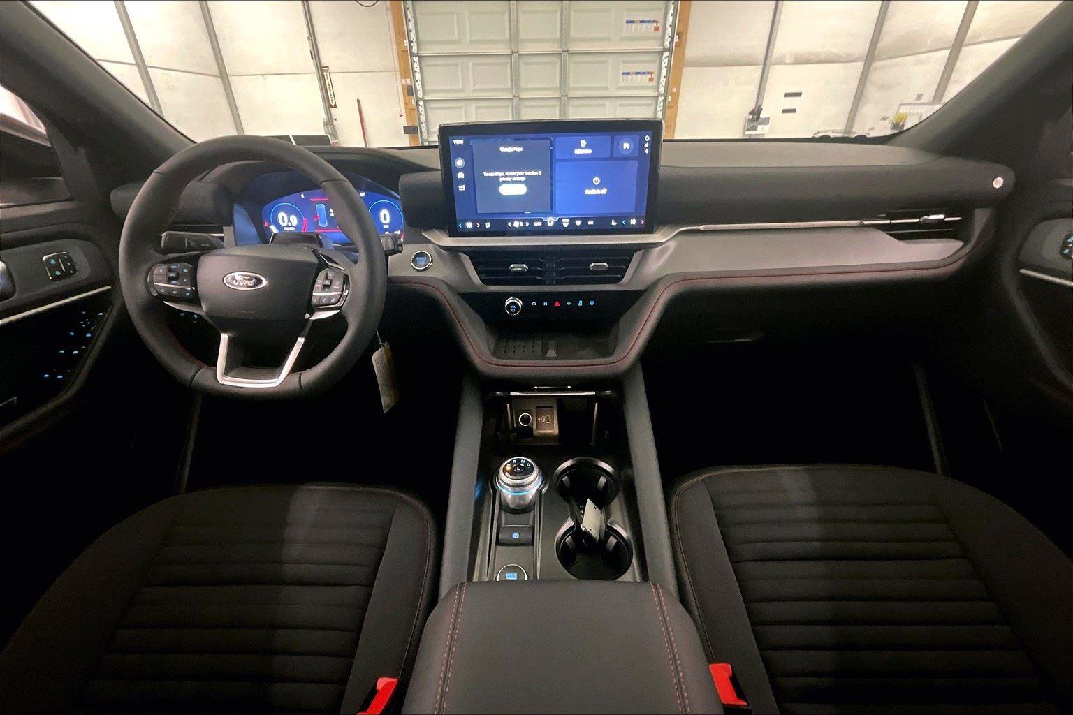 New 2025 Ford Explorer ST-Line w/ Premium Package image 14