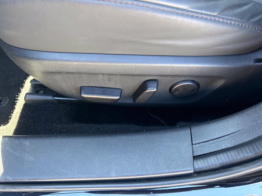 Used 2025 MAZDA MAZDA3 s FWD image 16