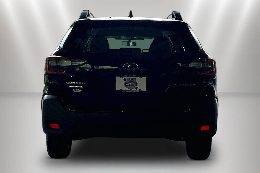 Certified 2024 Subaru Outback AWD/4WD image 6