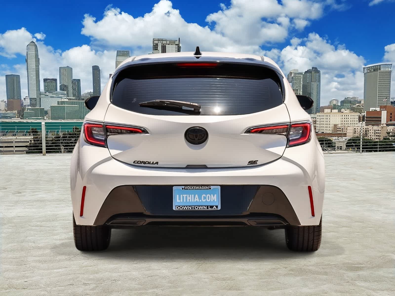 Used 2021 Toyota Corolla SE w/ Carpet Mat Package (TMS) FWD image 5
