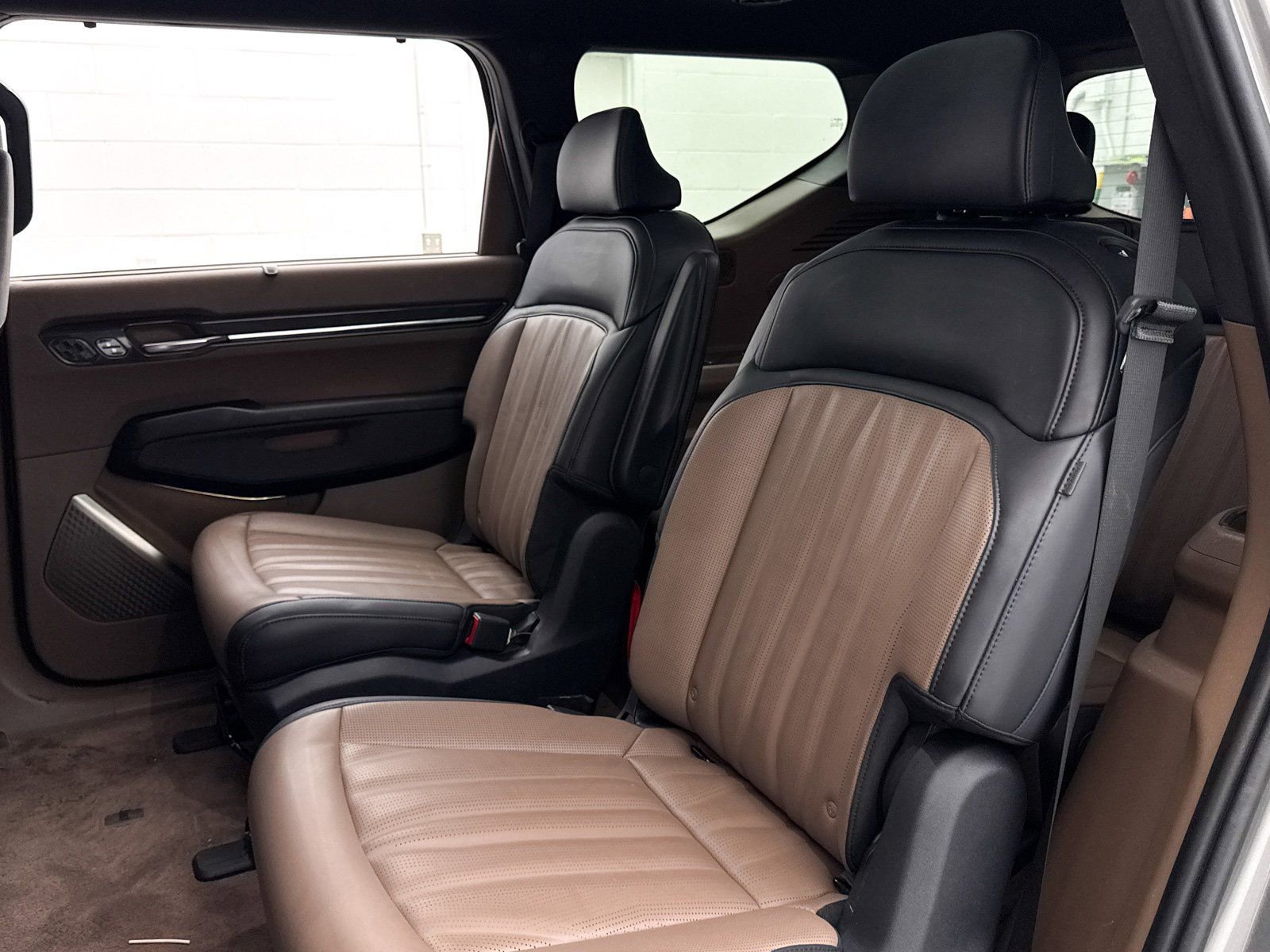 Used 2024 Kia EV9 GT-Line image 32