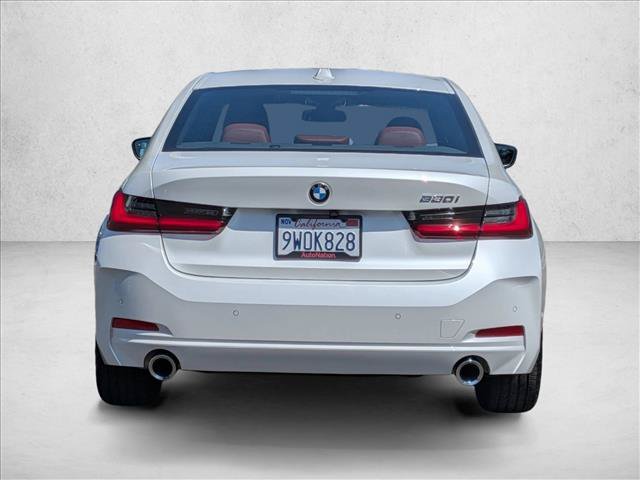 Used 2026 BMW 330i Sedan w/ Premium Package RWD image 7