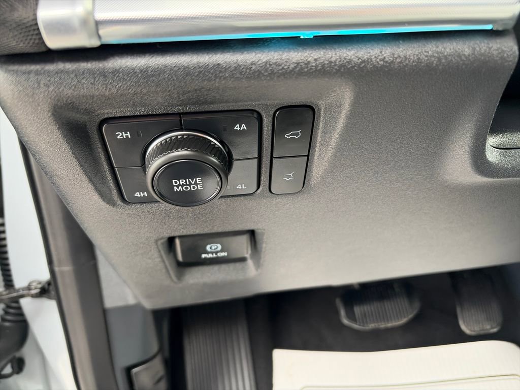 Used 2025 Ford Expedition Max Platinum image 23