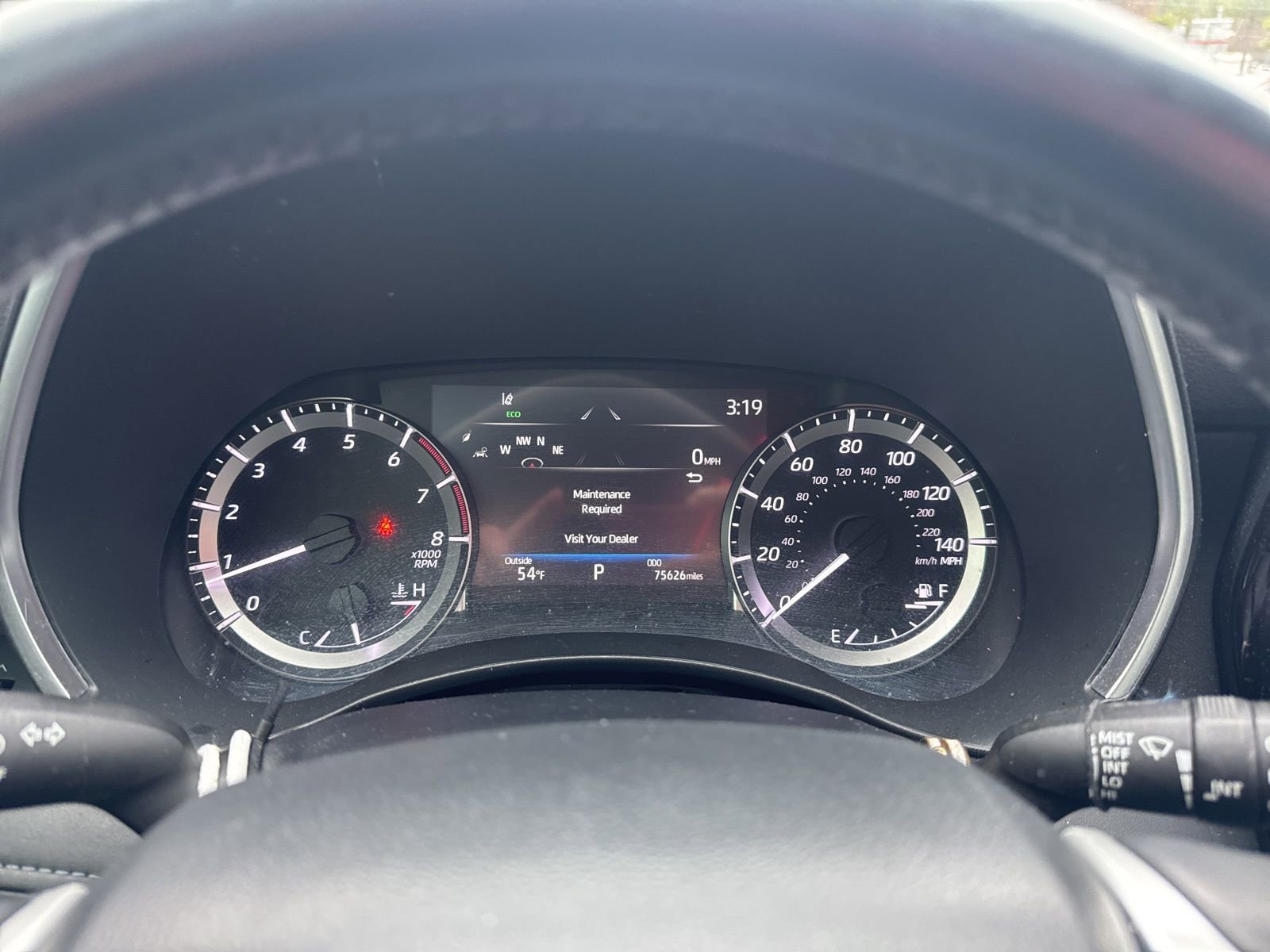 Used 2023 Toyota Highlander XLE image 7