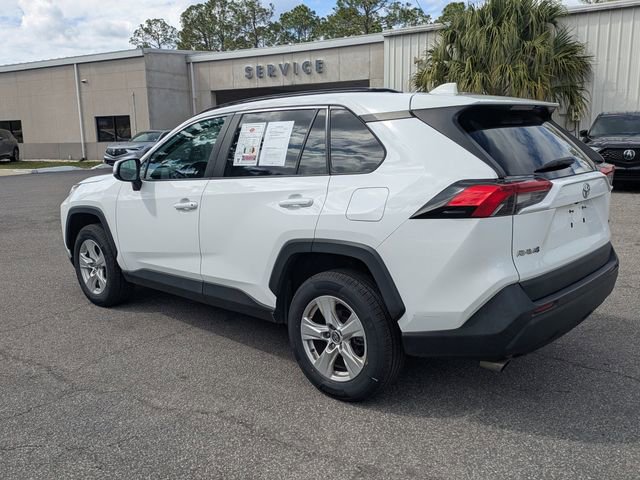 Used 2020 Toyota RAV4 XLE image 6