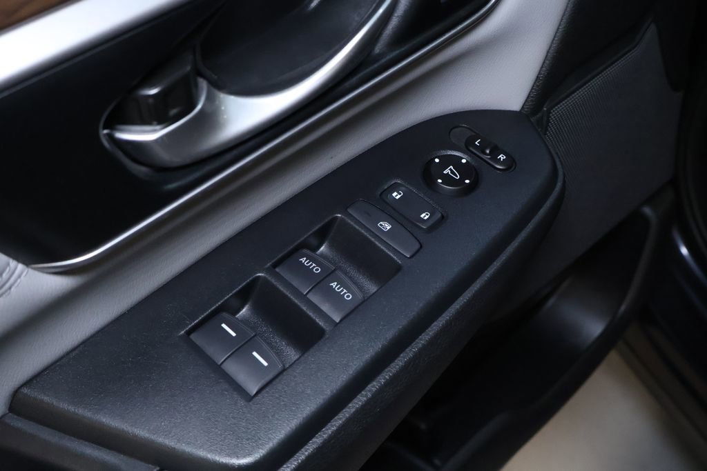 Used 2019 Honda CR-V EX-L image 13