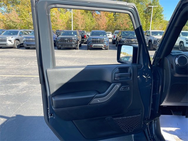 Used 2018 Jeep Wrangler Unlimited Sport S image 18