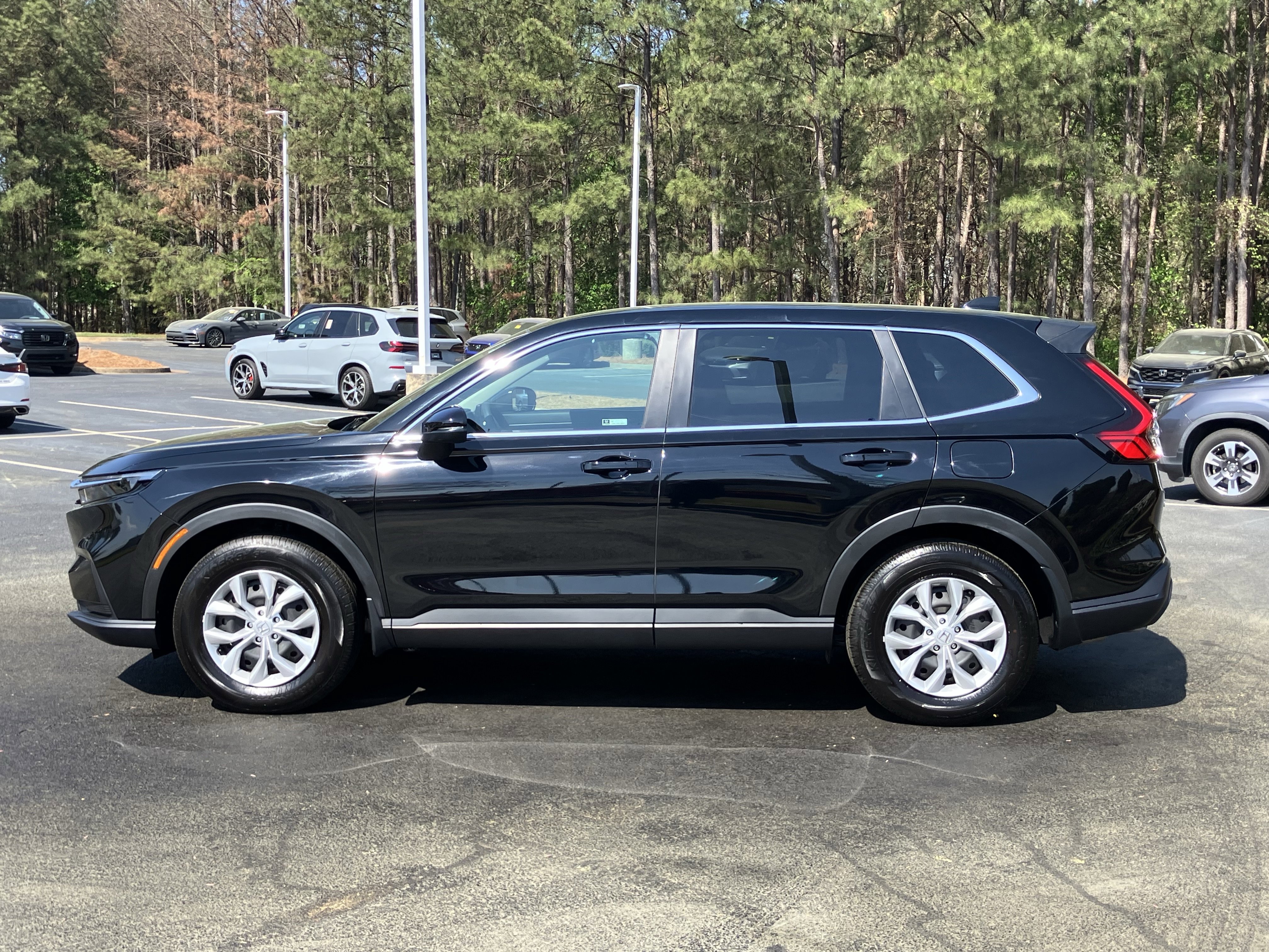 Used 2026 Honda CR-V LX image 7