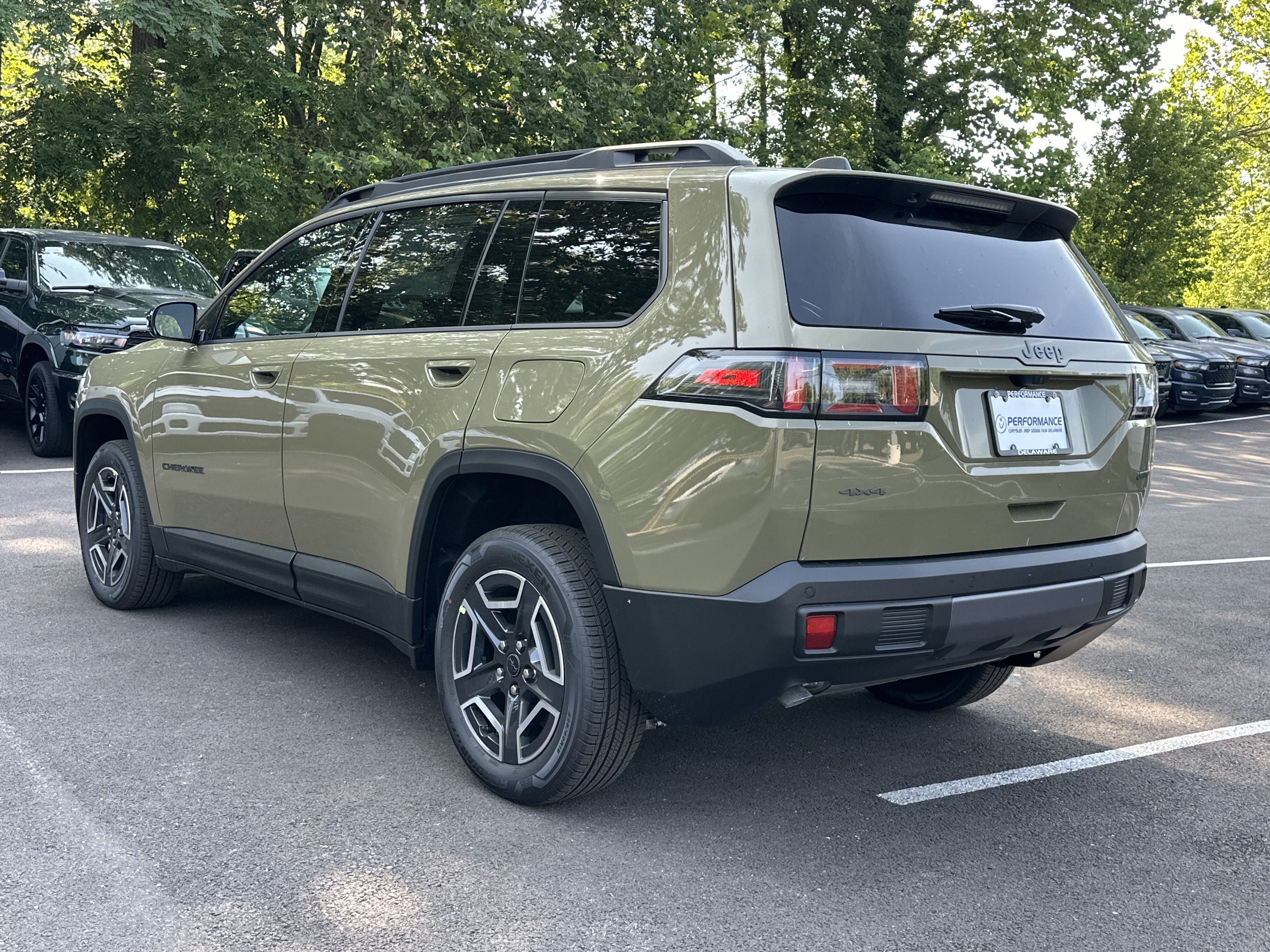 New 2026 Jeep Cherokee Limited AWD/4WD image 27