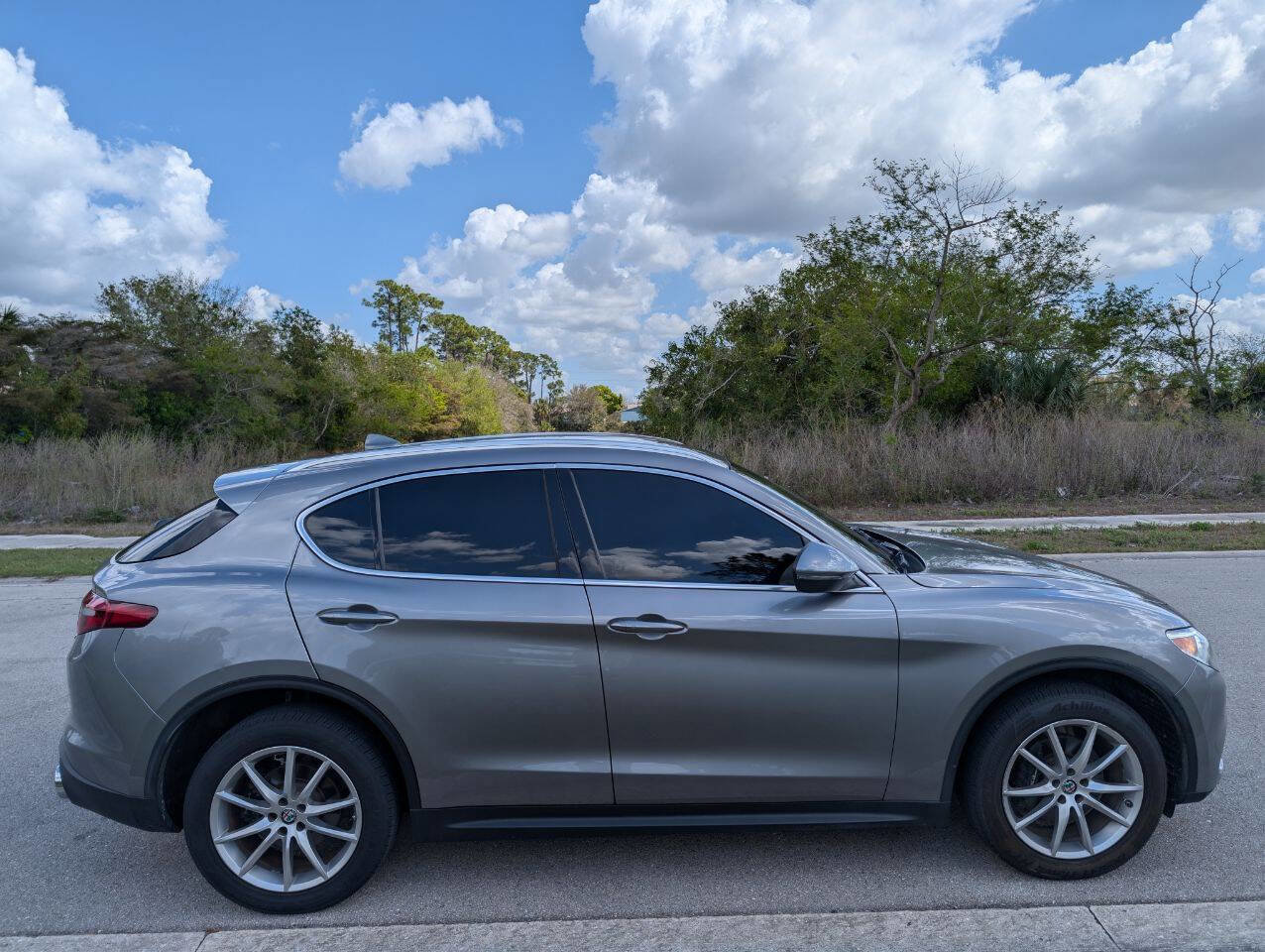 Used 2018 Alfa Romeo Stelvio Ti image 5