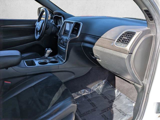 Used 2018 Jeep Grand Cherokee Altitude image 21