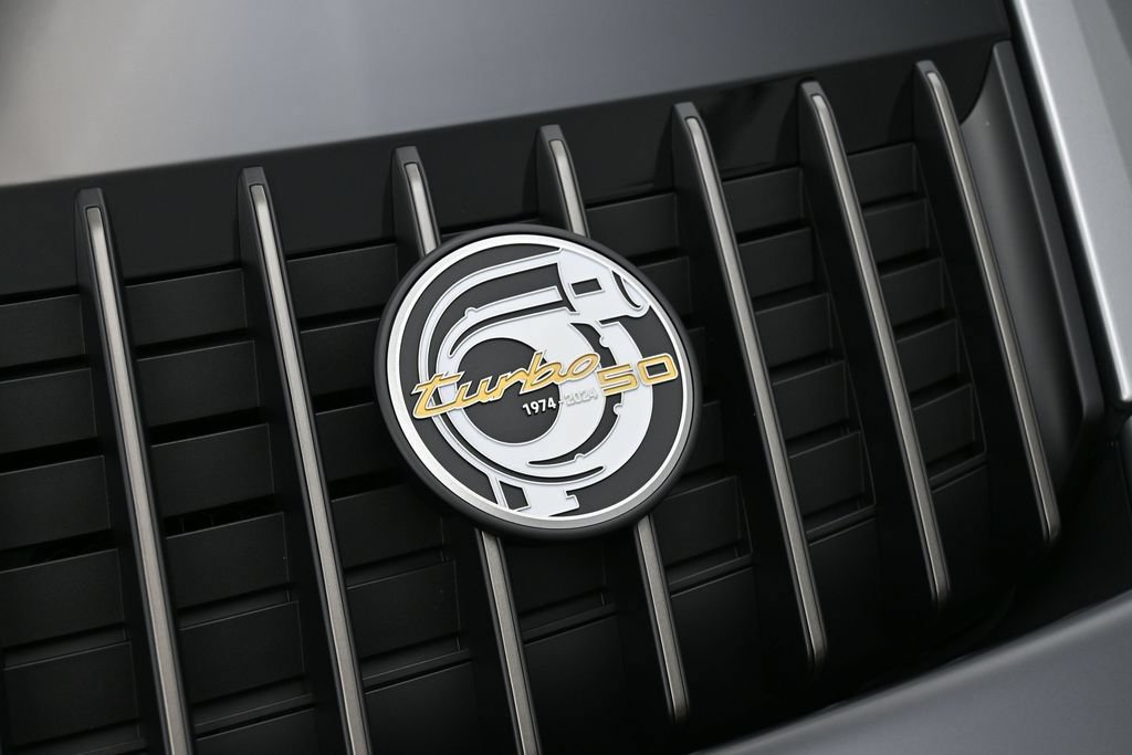 Certified 2025 Porsche 911 Turbo AWD/4WD image 15