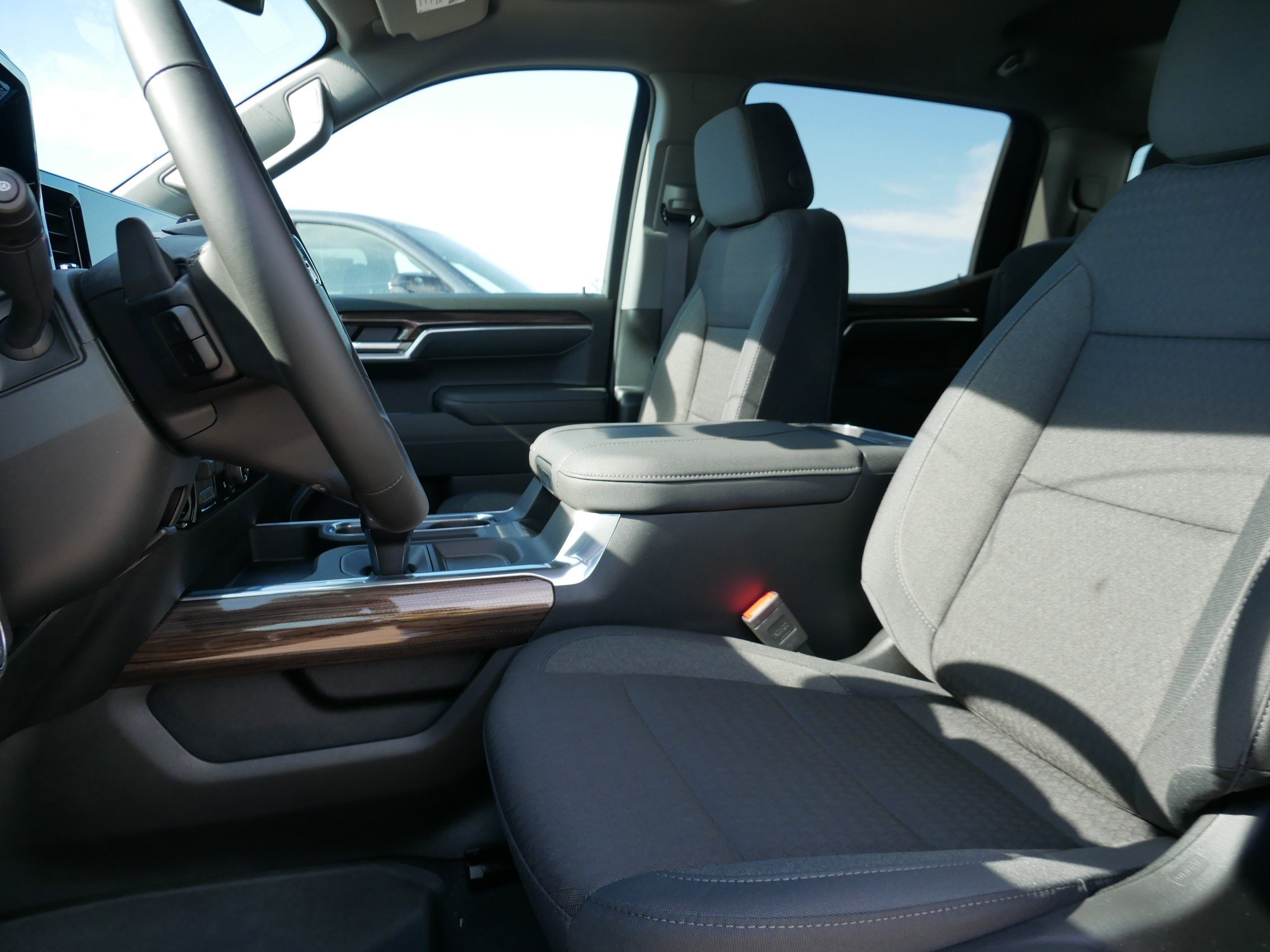 New 2026 Chevrolet Silverado 1500 LT image 4