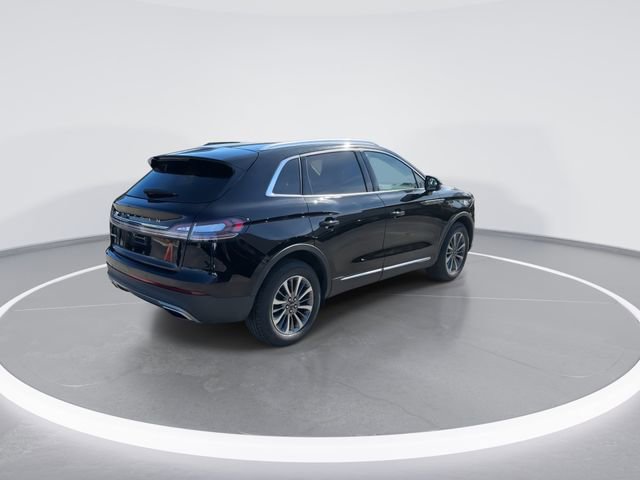 Used 2023 Lincoln Nautilus AWD w/ Premium Package image 7
