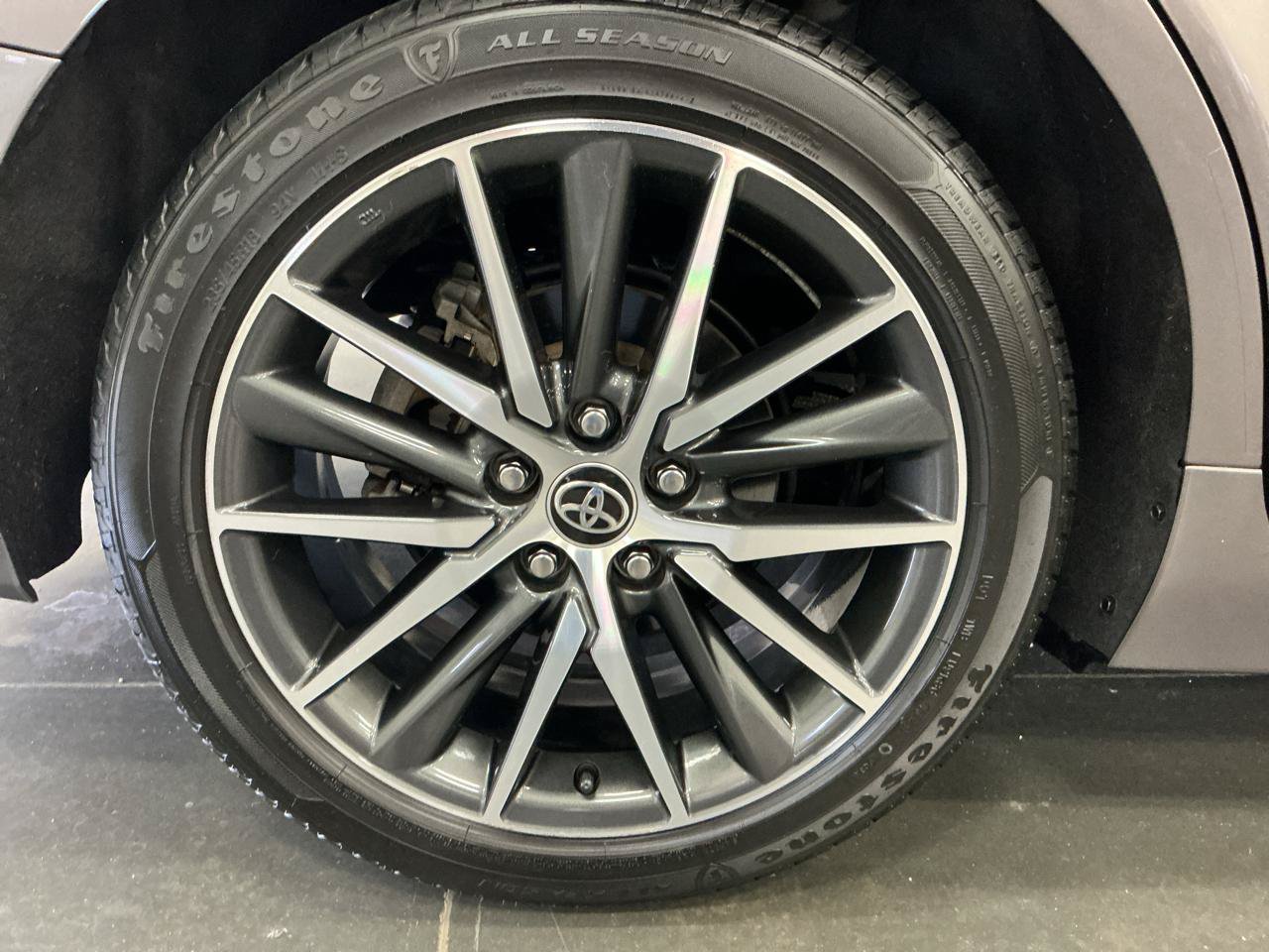 Used 2021 Toyota Camry XLE FWD image 24