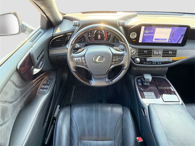 Used 2023 Lexus LS 500 AWD w/ Luxury Package image 17