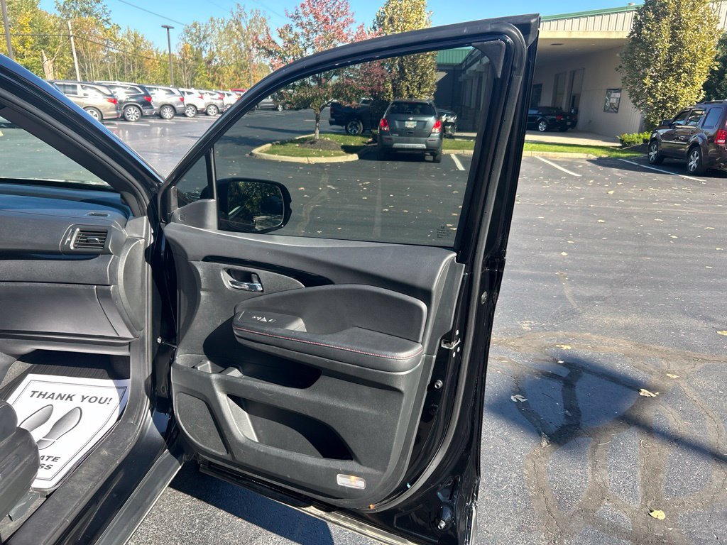 Used 2020 Honda Pilot Black Edition image 53