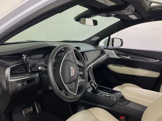 Certified 2025 Cadillac XT5 Sportv image 19