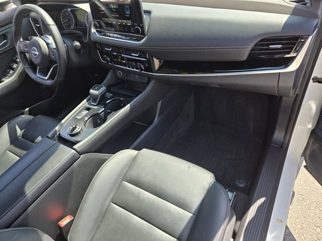 Used 2023 Nissan Rogue SL w/ SL Premium Package AWD/4WD image 18