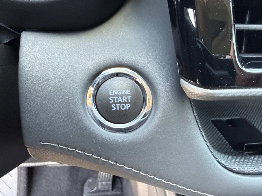 Used 2022 Toyota Highlander Platinum image 29