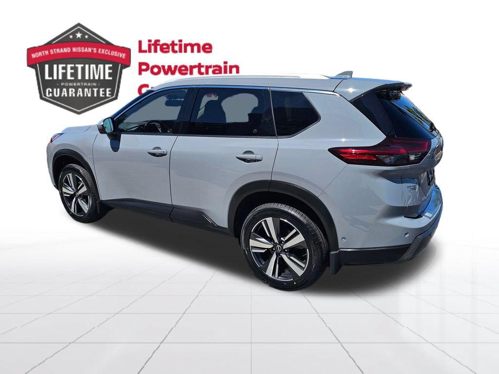 Certified 2025 Nissan Rogue SL AWD/4WD image 3