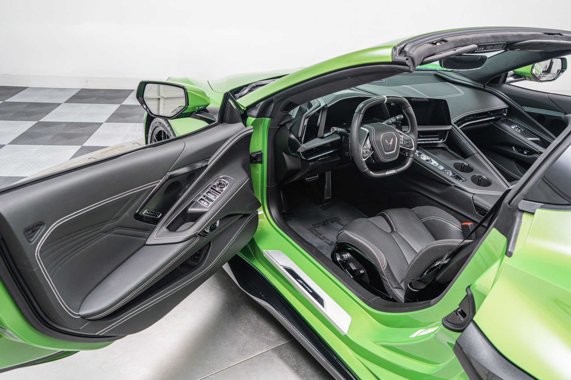 Used 2026 Chevrolet Corvette Z06 RWD image 23