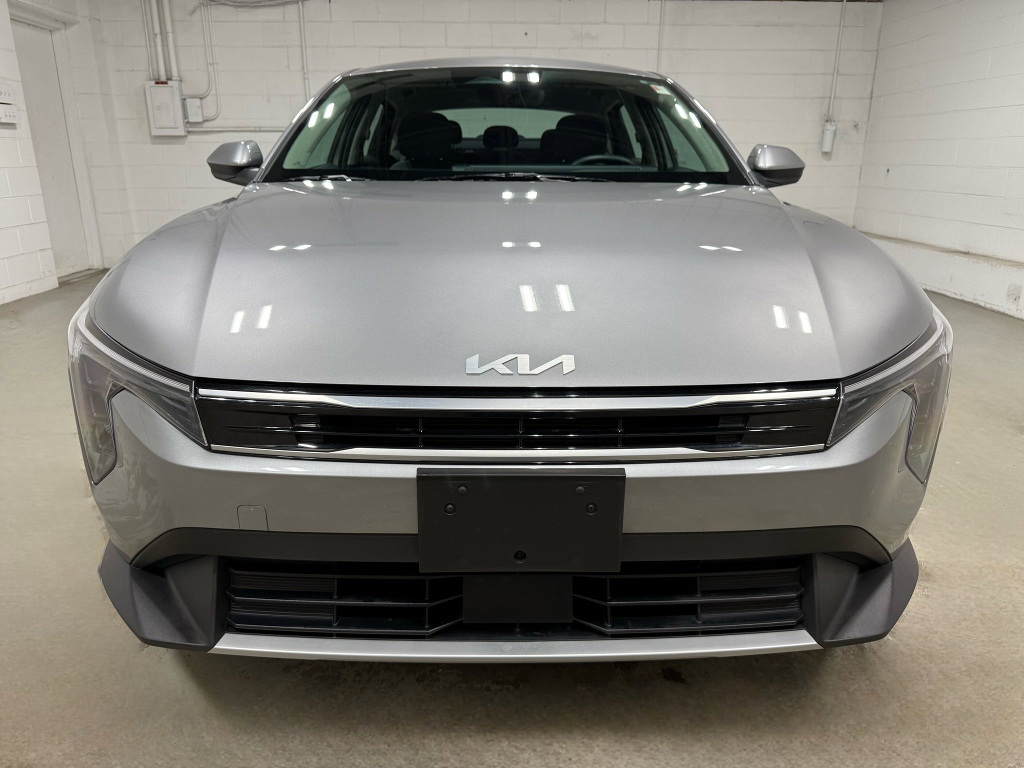 Used 2025 Kia K4 EX FWD image 2