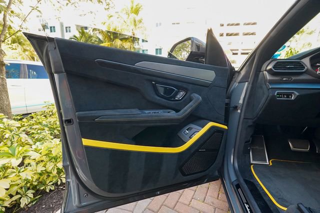 Used 2023 Lamborghini Urus Performante image 58