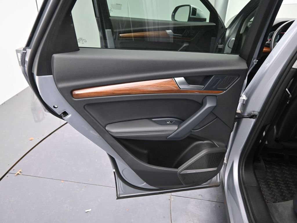 Used 2023 Audi Q5 2.0T Premium Plus image 16