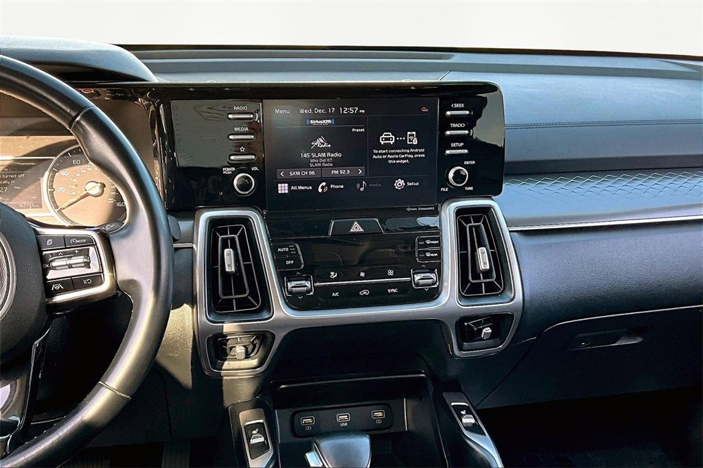 Used 2021 Kia Sorento S image 6