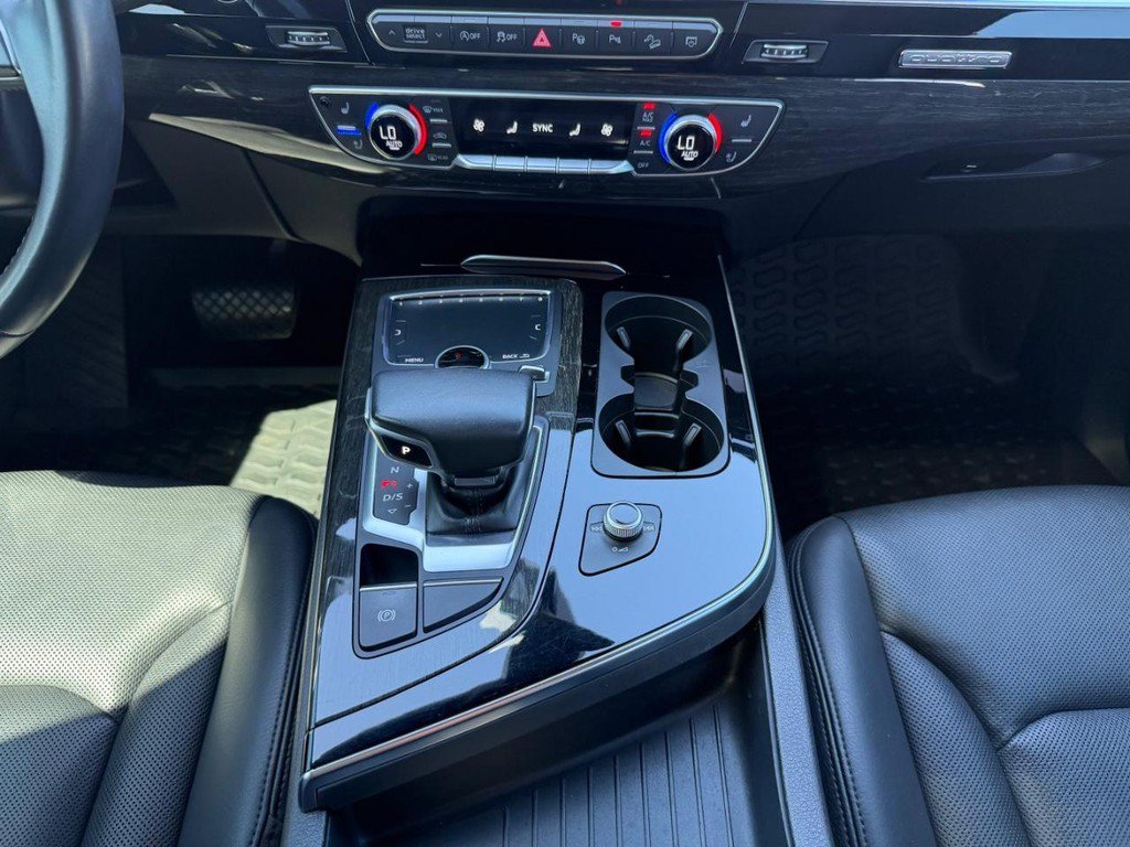Used 2019 Audi Q7 3.0T Prestige AWD/4WD image 42