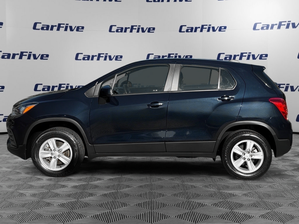 Used 2021 Chevrolet Trax LS AWD/4WD image 2