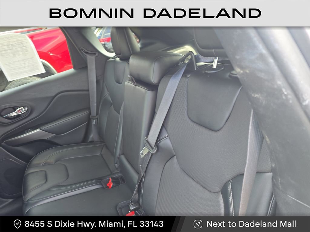 Used 2022 Jeep Cherokee Limited image 15