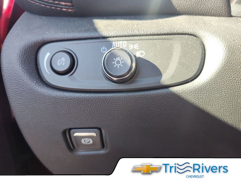 Used 2023 Chevrolet Blazer Premier AWD/4WD image 21