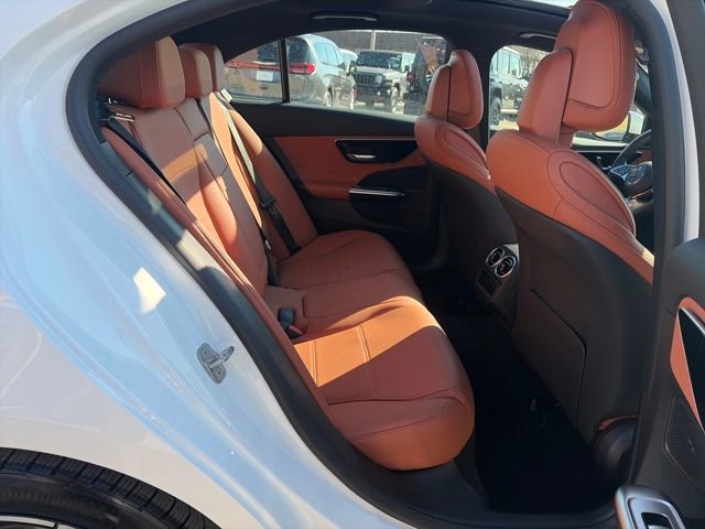 Used 2025 Mercedes-Benz C 300 4MATIC Sedan image 32