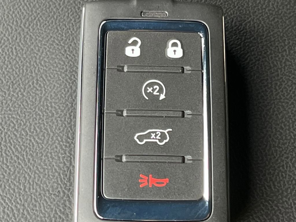 New 2026 Jeep Grand Cherokee L 4WD image 14