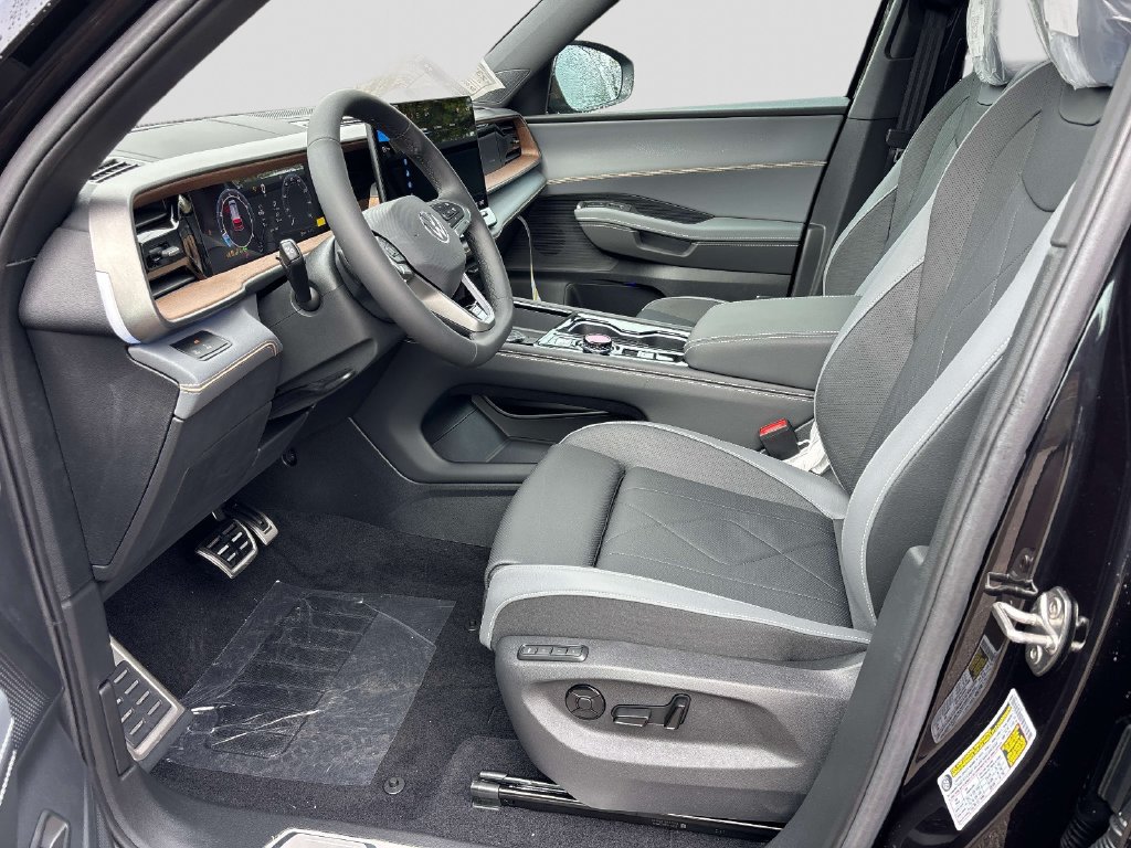 New 2027 Volkswagen Atlas SEL R-Line AWD/4WD image 11