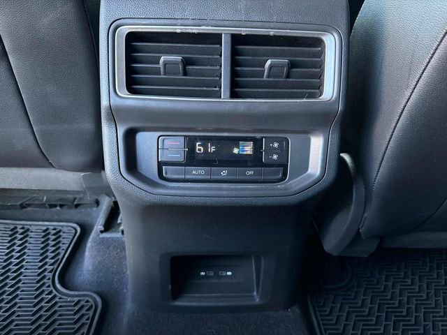 Used 2024 Volkswagen Atlas SE AWD/4WD image 18