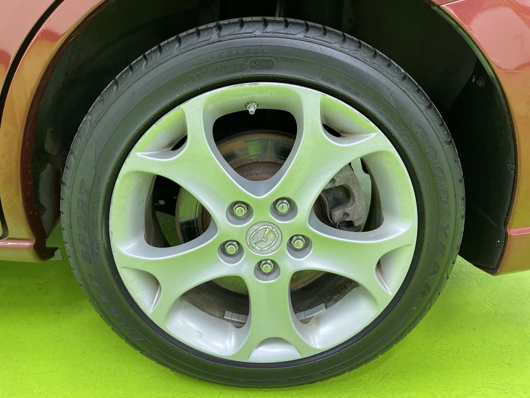 Used 2010 MAZDA MAZDA5 Sport image 14