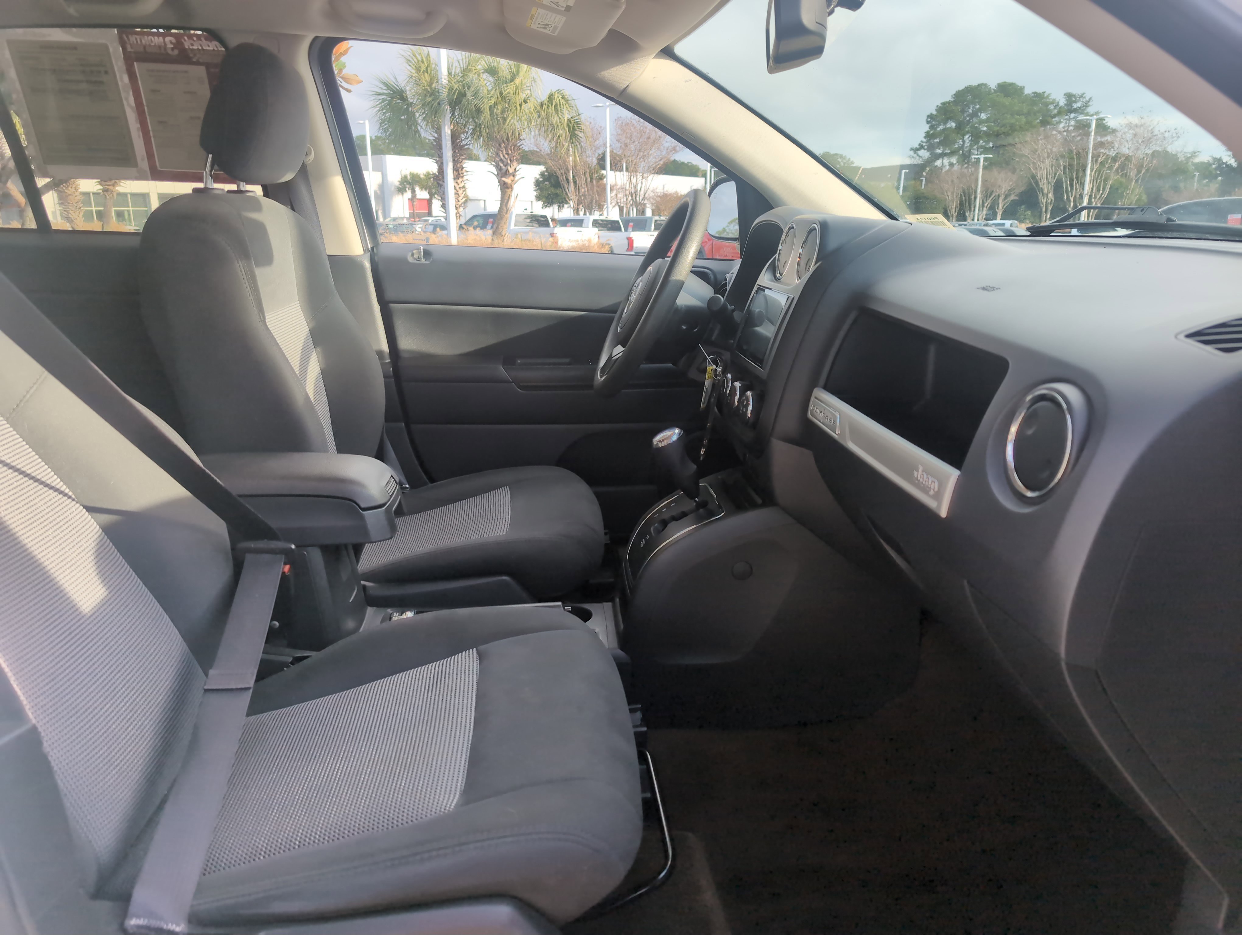 Used 2016 Jeep Compass Sport w/ Power Value Group image 30