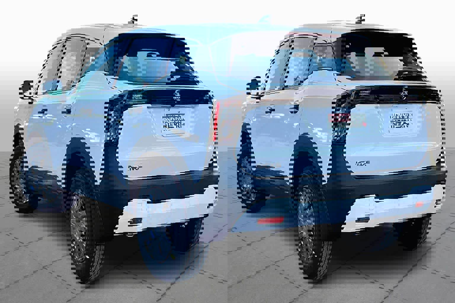 New 2026 Nissan Kicks S image 7