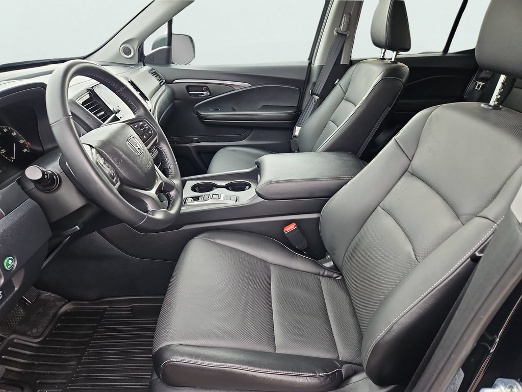 Certified 2024 Honda Ridgeline RTL image 32