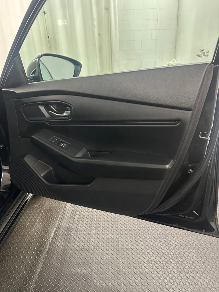 Used 2023 Honda Accord EX-L image 31