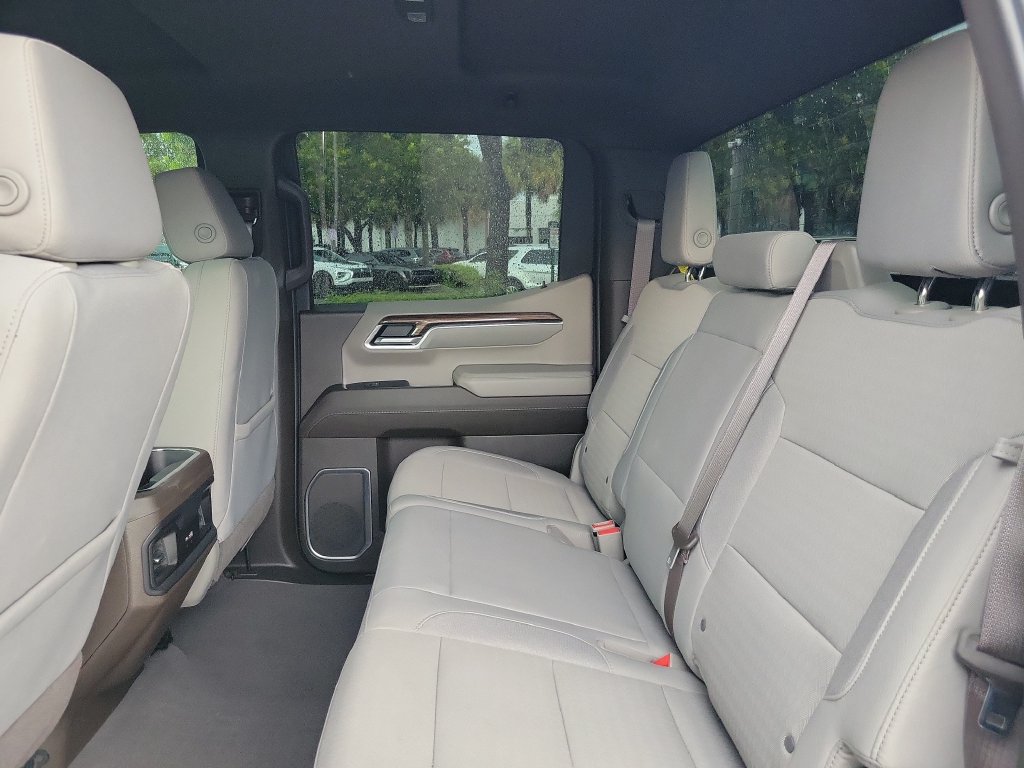 Used 2023 Chevrolet Silverado 1500 RST AWD/4WD image 12