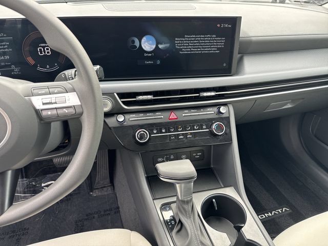 Used 2025 Hyundai Sonata SE FWD image 30