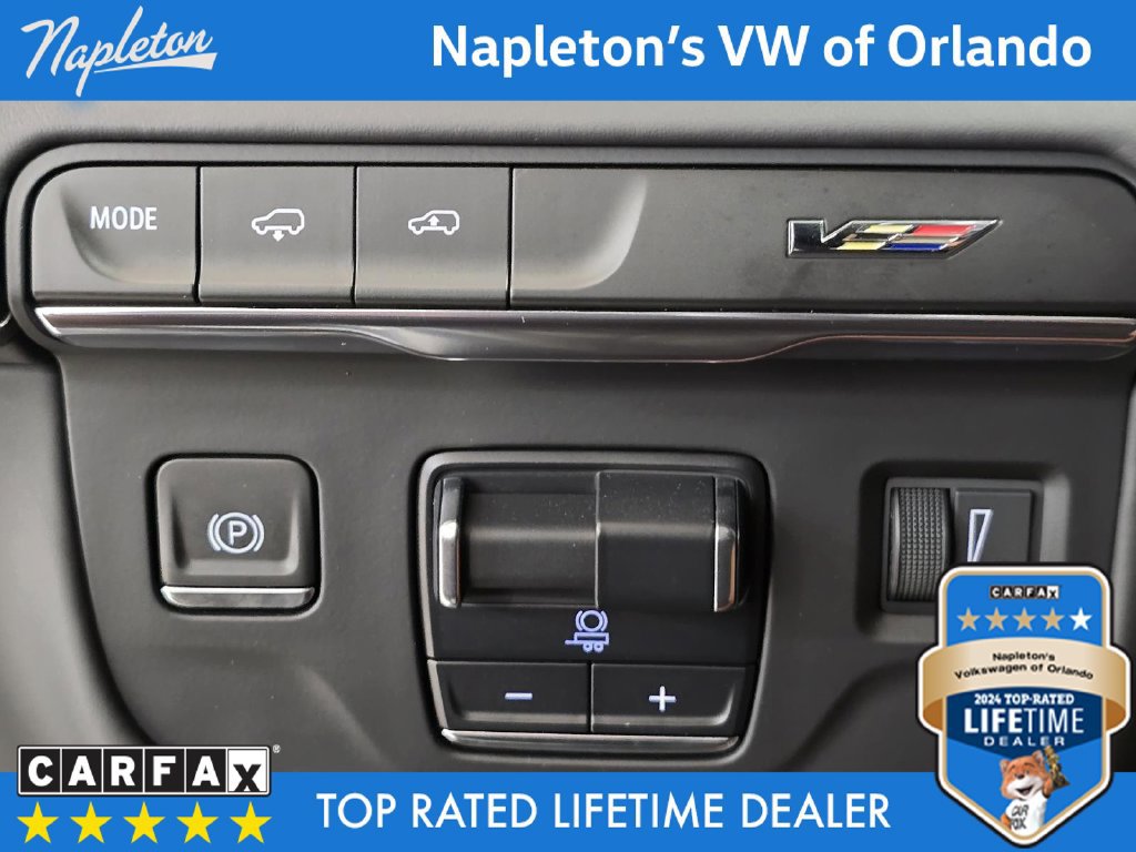 Used 2023 Cadillac Escalade V w/ LPO, ONYX Package AWD/4WD image 34