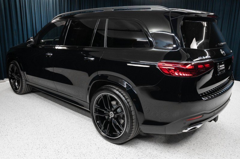 New 2026 Mercedes-Benz GLS 450 4MATIC image 7