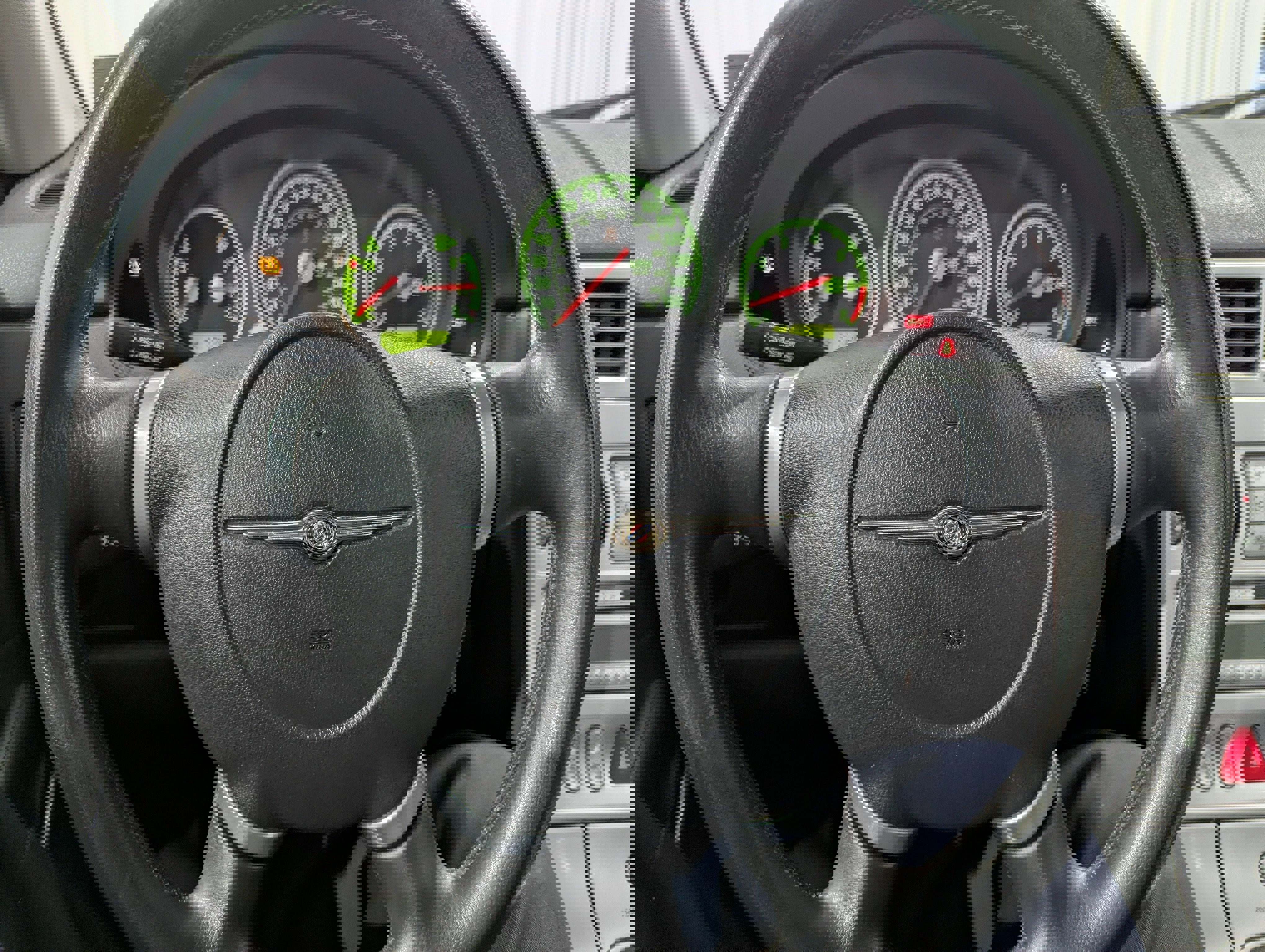 Used 2005 Chrysler Crossfire Limited image 11