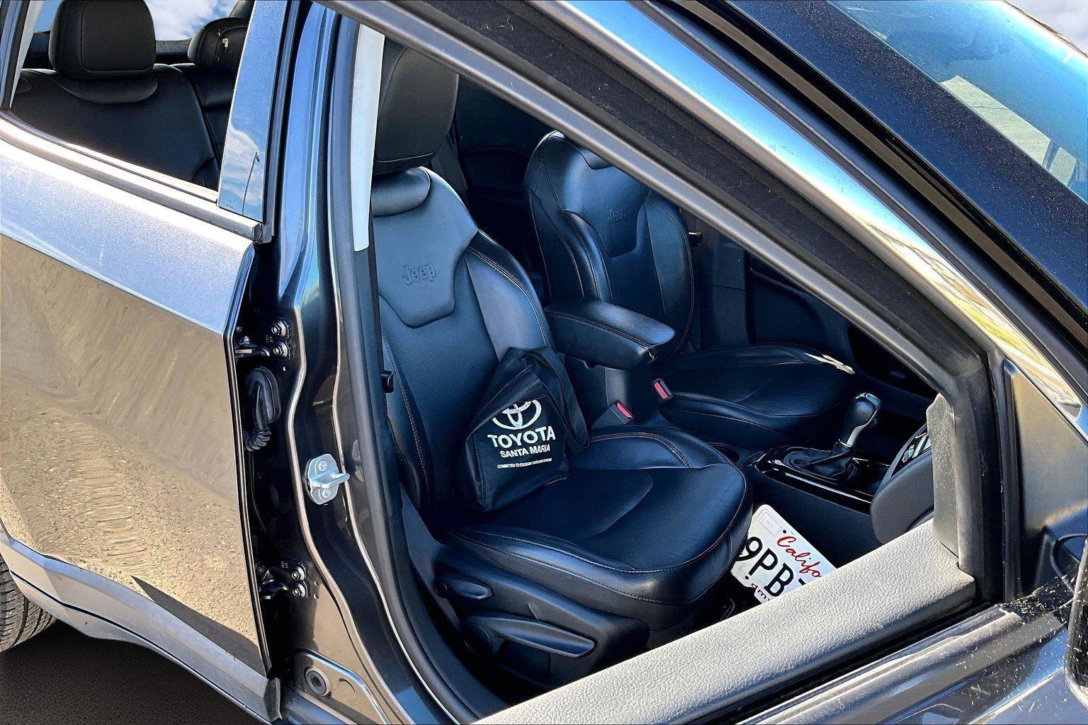 Used 2019 Jeep Compass Limited image 7