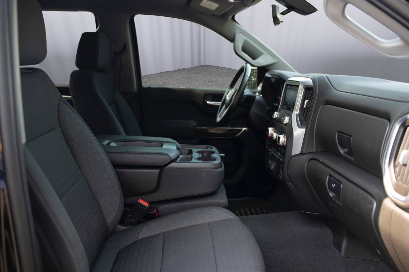 Used 2021 GMC Sierra 1500 SLE AWD/4WD image 16